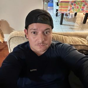 Meet your Posher, Miguel andres